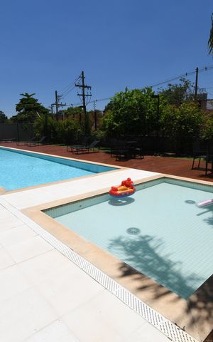 Apartamento à venda com 70m², 1 quarto e 2 vagasÁrea comum - Piscina