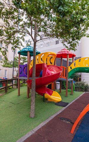 Apartamento para alugar com 41m², 2 quartos e 1 vaga Apartamento para alugar com 41m², 2 quartos e 1 vagaÁrea comum - Playground