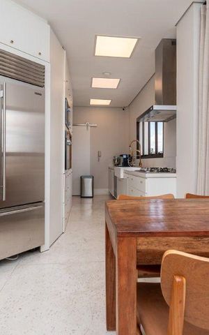 Apartamento à venda com 398m², 4 quartos e 4 vagas