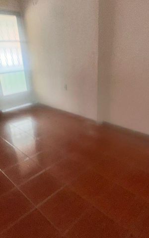Casa para alugar com 180m², 3 quartos e 14 vagas