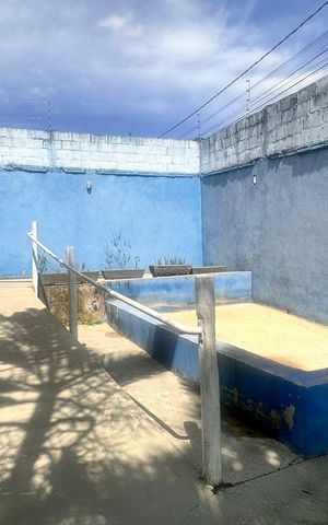 Casa para alugar com 180m², 3 quartos e 14 vagas