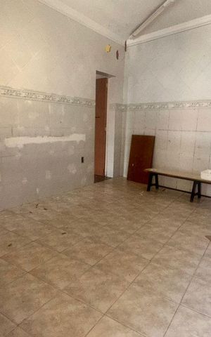 Casa para alugar com 180m², 3 quartos e 14 vagas