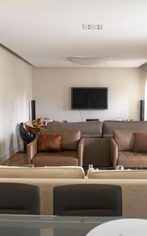 Apartamento à venda com 189m², 4 quartos e 3 vagas