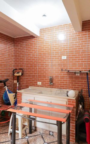 Casa para alugar com 250m², 2 quartos e 3 vagas Casa para alugar com 250m², 2 quartos e 3 vagasEdicola