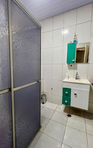 Casa à venda com 156m², 2 quartos e 8 vagas Casa à venda com 156m², 2 quartos e 8 vagasbanho