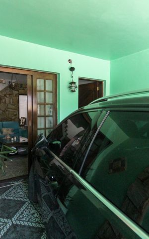 Casa à venda com 160m², 2 quartos e 1 vaga Casa à venda com 160m², 2 quartos e 1 vagaGaragem