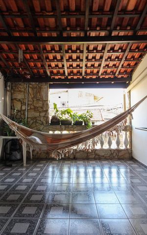 Casa à venda com 160m², 2 quartos e 1 vaga Casa à venda com 160m², 2 quartos e 1 vagaVaranda do Quarto 1