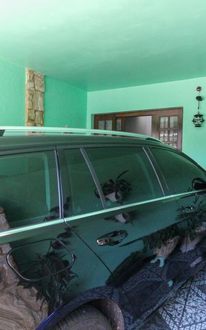 Casa à venda com 160m², 2 quartos e 1 vaga Casa à venda com 160m², 2 quartos e 1 vagaGaragem