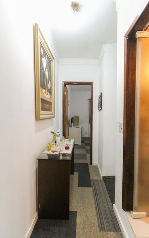 Casa à venda com 160m², 2 quartos e 1 vaga Casa à venda com 160m², 2 quartos e 1 vagaCorredor
