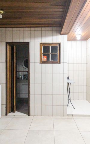 Casa à venda com 160m², 2 quartos e 1 vaga Casa à venda com 160m², 2 quartos e 1 vagaÁrea de Serviço