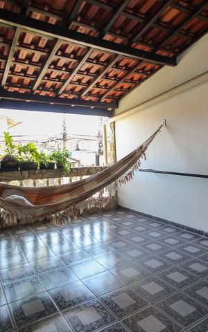 Casa à venda com 160m², 2 quartos e 1 vaga Casa à venda com 160m², 2 quartos e 1 vagaVaranda do Quarto 1