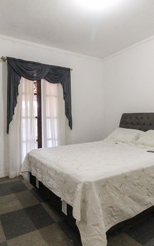 Casa à venda com 160m², 2 quartos e 1 vaga Casa à venda com 160m², 2 quartos e 1 vagaQuarto 1