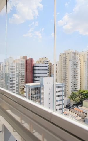 Apartamento à venda com 81m², 2 quartos e 2 vagasVaranda