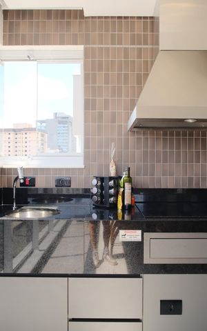 Apartamento à venda com 81m², 2 quartos e 2 vagasVaranda