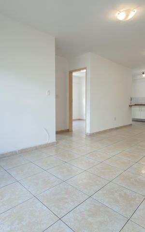 Apartamento à venda com 60m², 2 quartos e 1 vaga Apartamento à venda com 60m², 2 quartos e 1 vagaSala