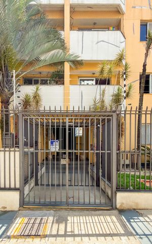 Apartamento à venda com 60m², 2 quartos e 1 vaga Apartamento à venda com 60m², 2 quartos e 1 vagaFachada