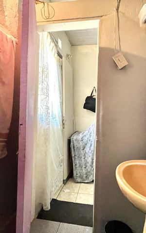 Casa para alugar com 29m², 2 quartos e sem vaga Casa para alugar com 29m², 2 quartos e sem vagaBanheiro da Suíte