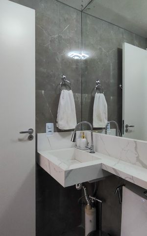 Apartamento à venda com 68m², 3 quartos e 1 vaga Apartamento à venda com 68m², 3 quartos e 1 vagaBanheiro Corredor