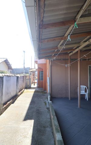 Casa à venda com 90m², 2 quartos e 2 vagasÁrea externa
