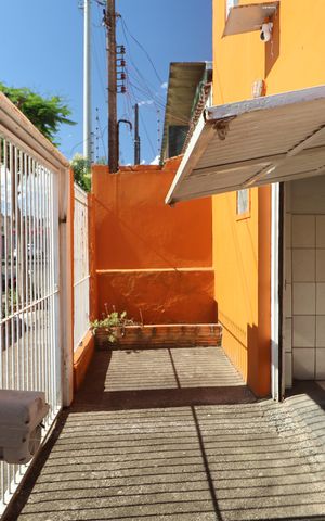 Casa à venda com 90m², 2 quartos e 2 vagasÁrea externa