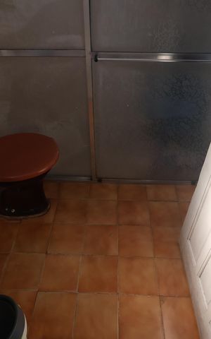 Casa à venda com 90m², 2 quartos e 2 vagasBanheiro 2