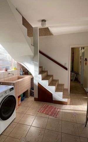 Casa para alugar com 300m², 3 quartos e 2 vagas