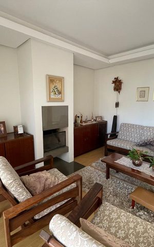 Casa para alugar com 300m², 3 quartos e 2 vagas