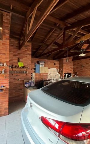 Casa para alugar com 300m², 3 quartos e 2 vagas
