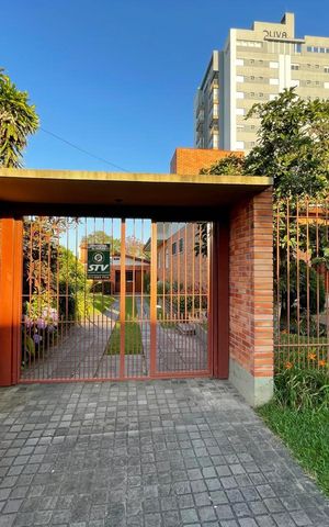 Casa para alugar com 300m², 3 quartos e 2 vagas