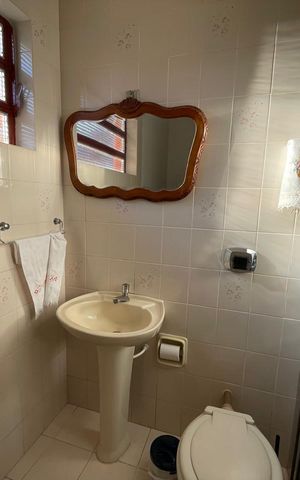 Casa para alugar com 300m², 3 quartos e 2 vagas