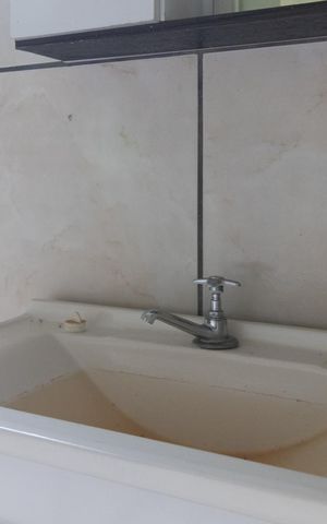 Casa à venda com 45m², 2 quartos e 6 vagasBanheiro