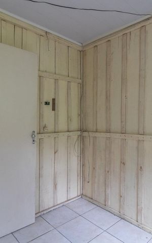 Casa à venda com 45m², 2 quartos e 6 vagasQuarto 2