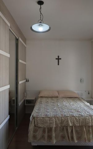Casa à venda com 233m², 5 quartos e 4 vagasSuite