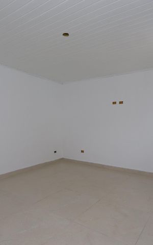 Casa para alugar com 59m², 2 quartos e 1 vagaQuarto 1