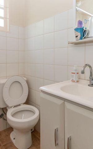 Casa para alugar com 370m², 4 quartos e 3 vagas Casa para alugar com 370m², 4 quartos e 3 vagasBanheiro da Suíte