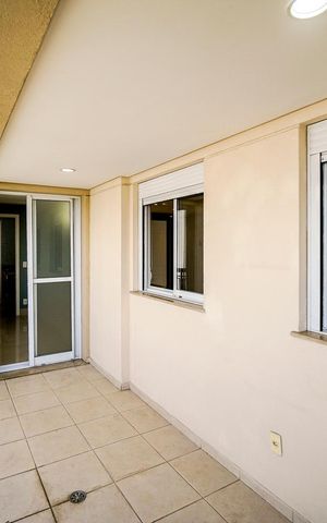 Apartamento à venda com 92m², 2 quartos e 2 vagas Apartamento à venda com 92m², 2 quartos e 2 vagasVaranda
