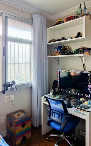 Apartamento à venda com 206m², 4 quartos e 2 vagasQuarto