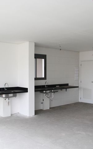 Apartamento à venda com 150m², 3 quartos e 3 vagasSala/Cozinha e Varanda integrada 