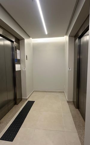 Apartamento à venda com 86m², 3 quartos e 2 vagas Apartamento à venda com 86m², 3 quartos e 2 vagasHall de entrada