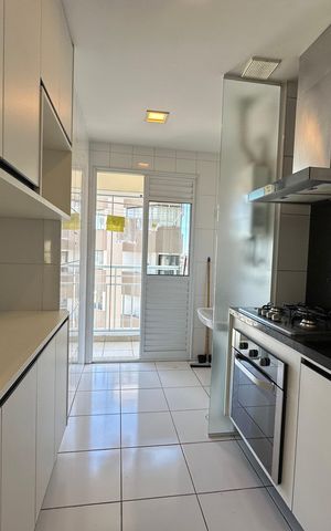 Apartamento à venda com 86m², 3 quartos e 2 vagas Apartamento à venda com 86m², 3 quartos e 2 vagasCozinha