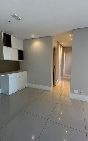 Apartamento à venda com 86m², 3 quartos e 2 vagas Apartamento à venda com 86m², 3 quartos e 2 vagasSala