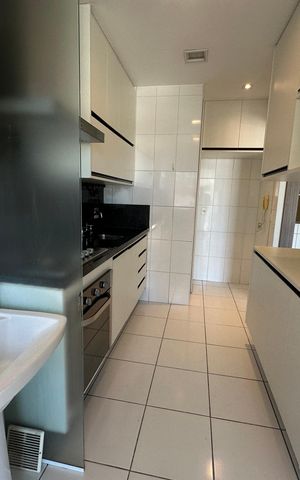 Apartamento à venda com 86m², 3 quartos e 2 vagas Apartamento à venda com 86m², 3 quartos e 2 vagasÁrea de Serviço