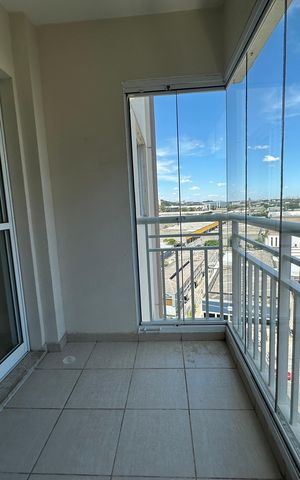 Apartamento à venda com 86m², 3 quartos e 2 vagas Apartamento à venda com 86m², 3 quartos e 2 vagasVaranda