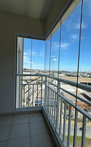 Apartamento à venda com 86m², 3 quartos e 2 vagas Apartamento à venda com 86m², 3 quartos e 2 vagasVaranda