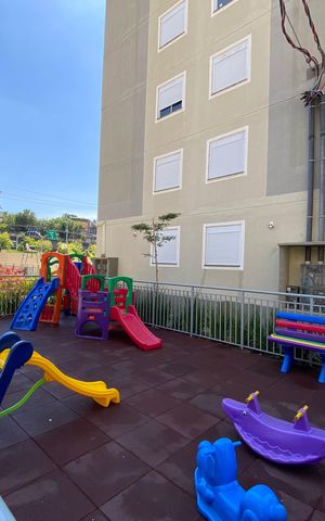 Apartamento à venda com 42m², 2 quartos e sem vaga Apartamento à venda com 42m², 2 quartos e sem vagaÁrea comum - Playground