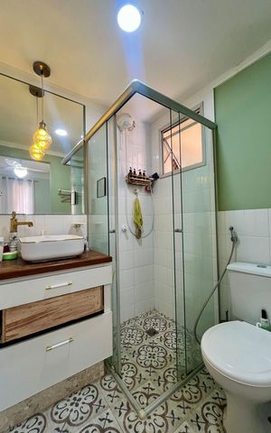 Apartamento à venda com 63m², 2 quartos e 2 vagas Apartamento à venda com 63m², 2 quartos e 2 vagasBanheiro da Suíte
