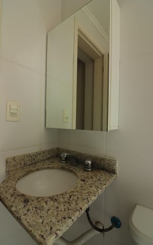 Apartamento à venda com 96m², 2 quartos e 2 vagasSuíte 2 Banheiro 