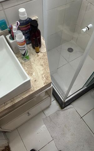 Apartamento à venda com 52m², 2 quartos e 1 vaga Apartamento à venda com 52m², 2 quartos e 1 vagaBanheiro