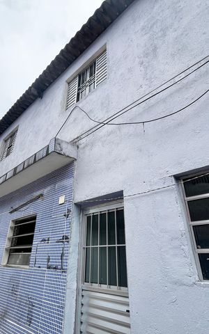 Casa à venda com 375m², 7 quartos e 4 vagas Casa à venda com 375m², 7 quartos e 4 vagasQuintal 2