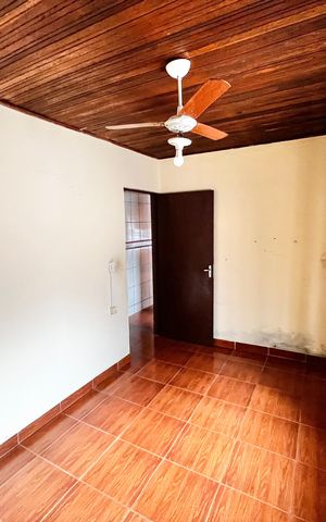 Casa à venda com 375m², 7 quartos e 4 vagas Casa à venda com 375m², 7 quartos e 4 vagasQuarto 1